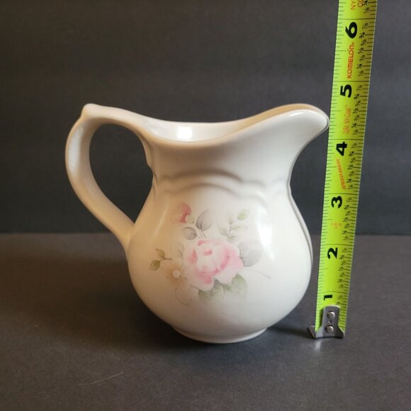 Vintage Pfaltzgraff Tea Rose Ivory Floral Cream Pitcher 4.5" Tall - Picture 5 of 6
